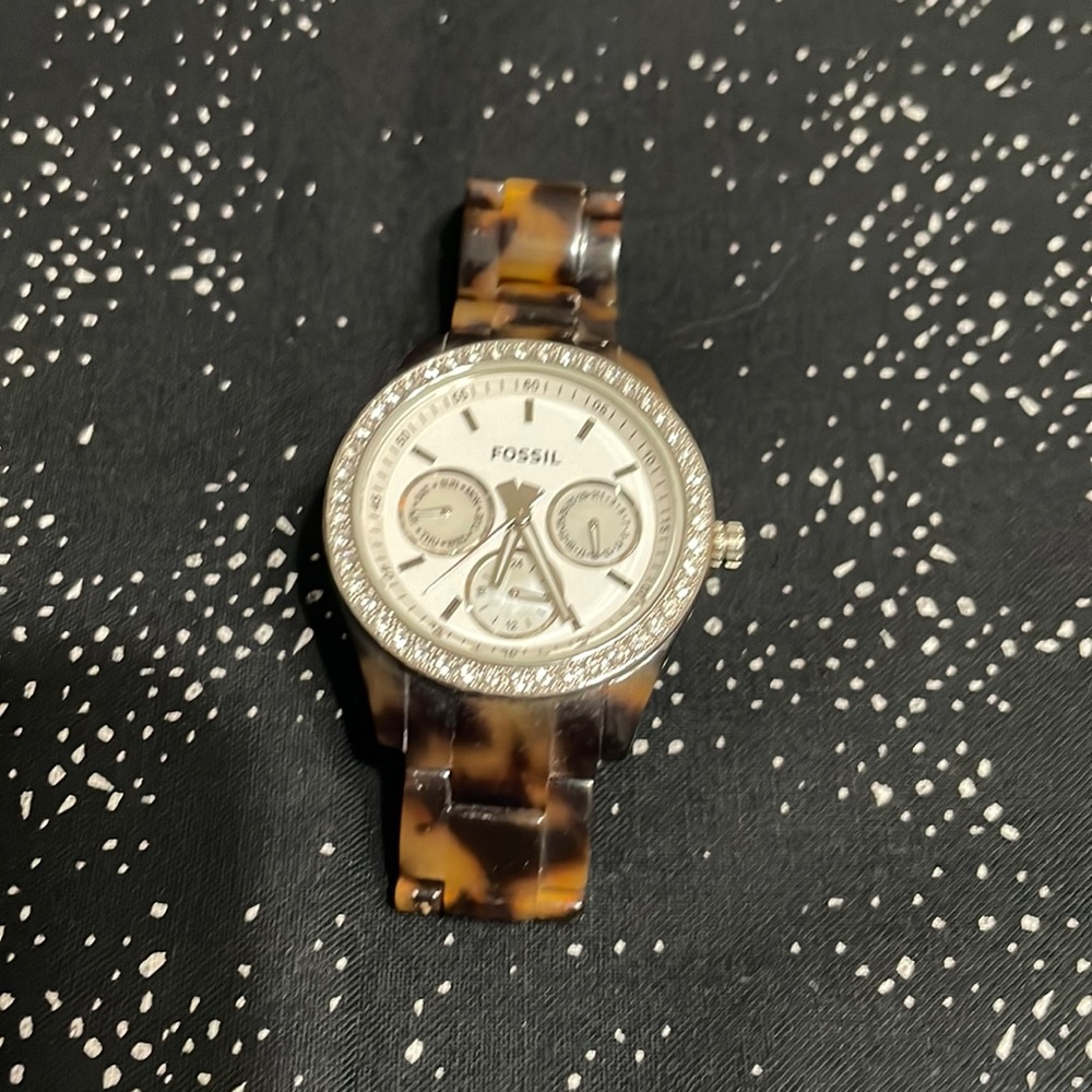 Fossil watch needs battery